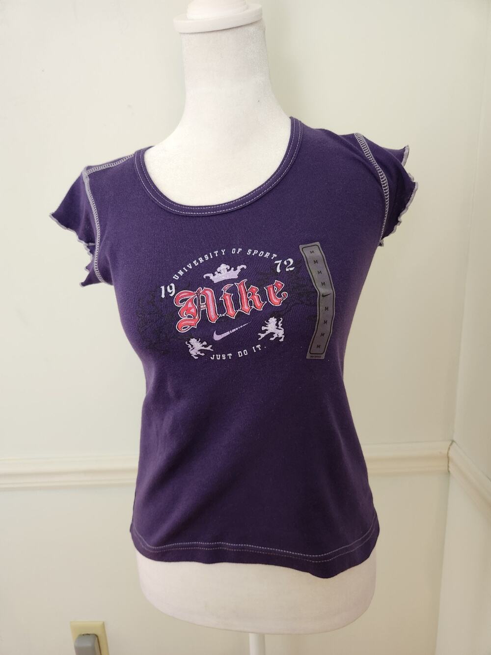 NWD Vtg Y2K 2006 Nike Baby Tee XS Womens 10 12 Medium Girls Tshirt Lettuce Hem